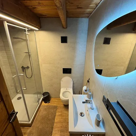 - Tyrolehause Domek alpejski